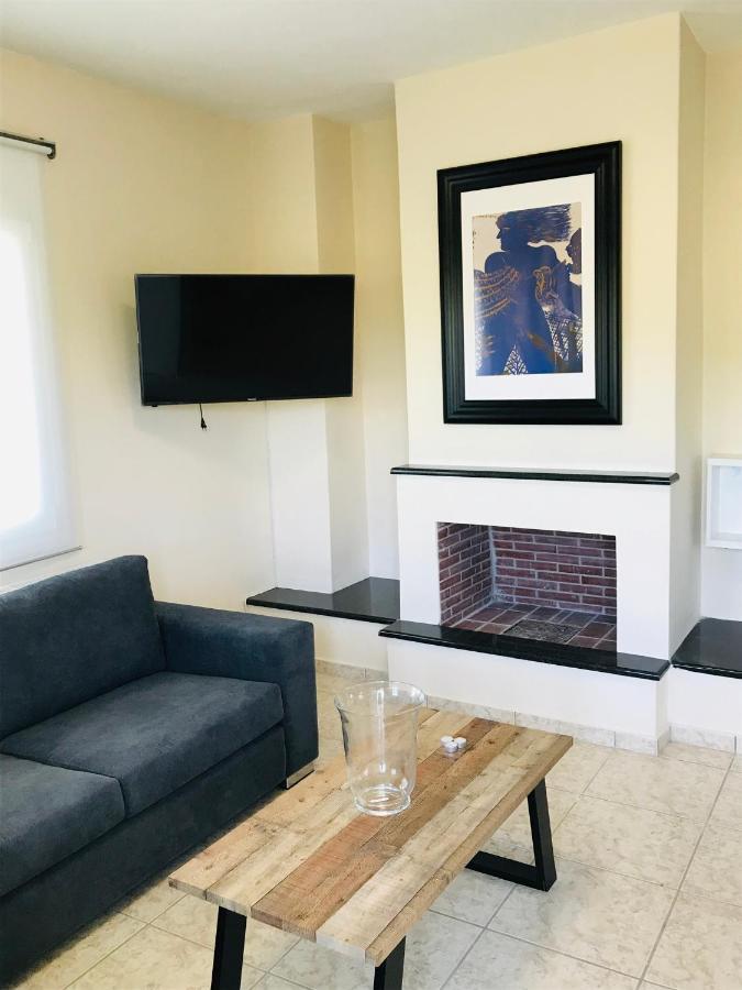 Dimeli 1 Apartment ปลากา ลิโตโคโร ภายนอก รูปภาพ